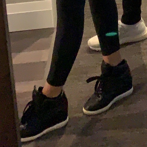 Michael Kors heeled sneakers - Picture 2 of 3